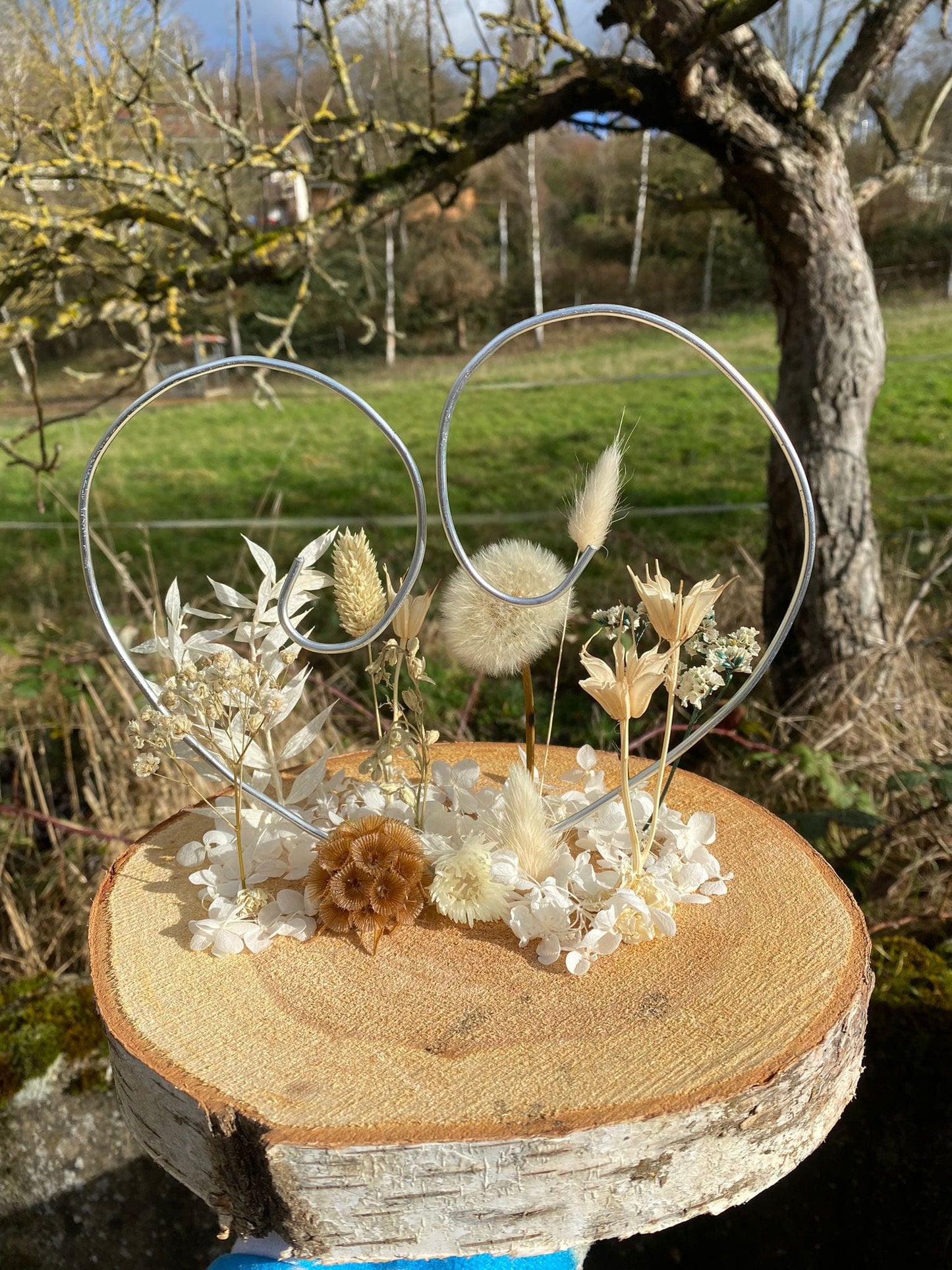 Hochzeit Deko Braut Brautjungfer Blumenkind Unikat einzigartig Tag Pusteblumen Löwenzahn Herz Herzen Ringhalter Halter Halterung