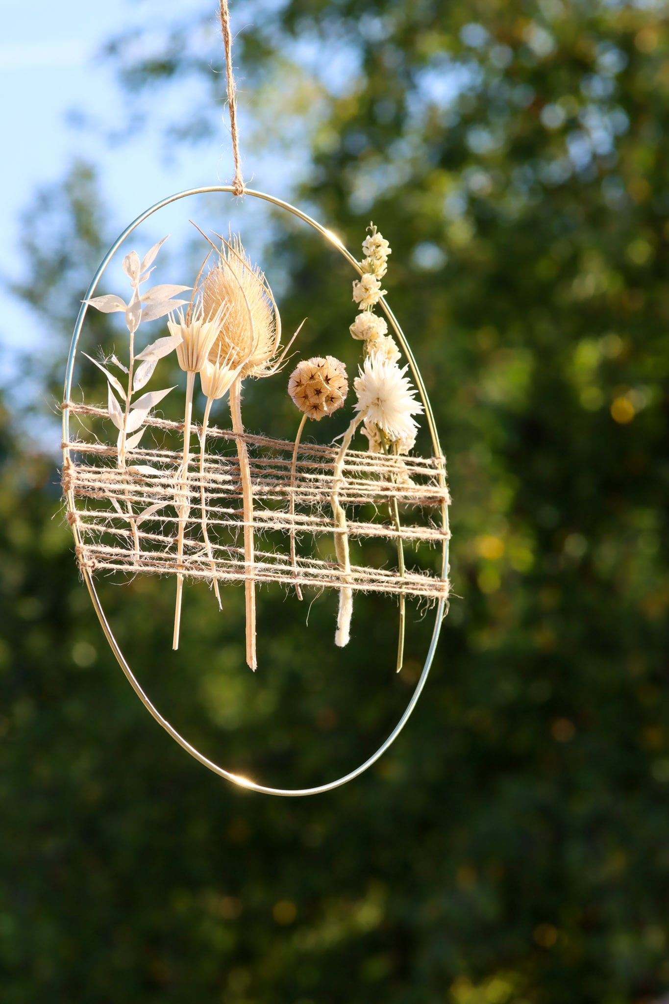 Loopkranz wildekarde Trockenblumen driedflowers Naturgarn créme handgefertigt handmade Türkranz Blumenkranz sommer summer Herbst autumn Wildblumen wildflowers Blumen Wohnung Kranz flowers