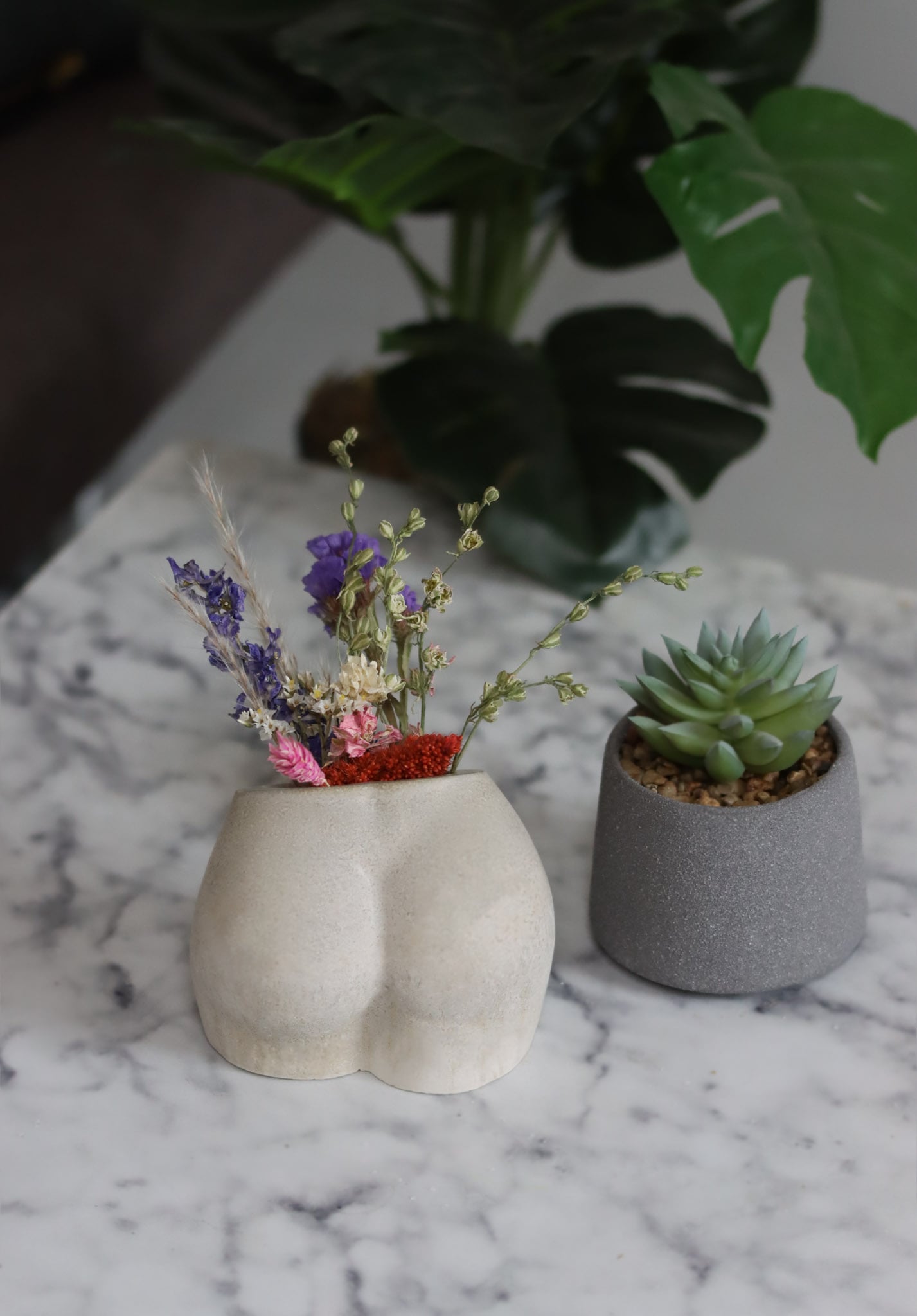Butt Vase Blumen Po Vase in grau