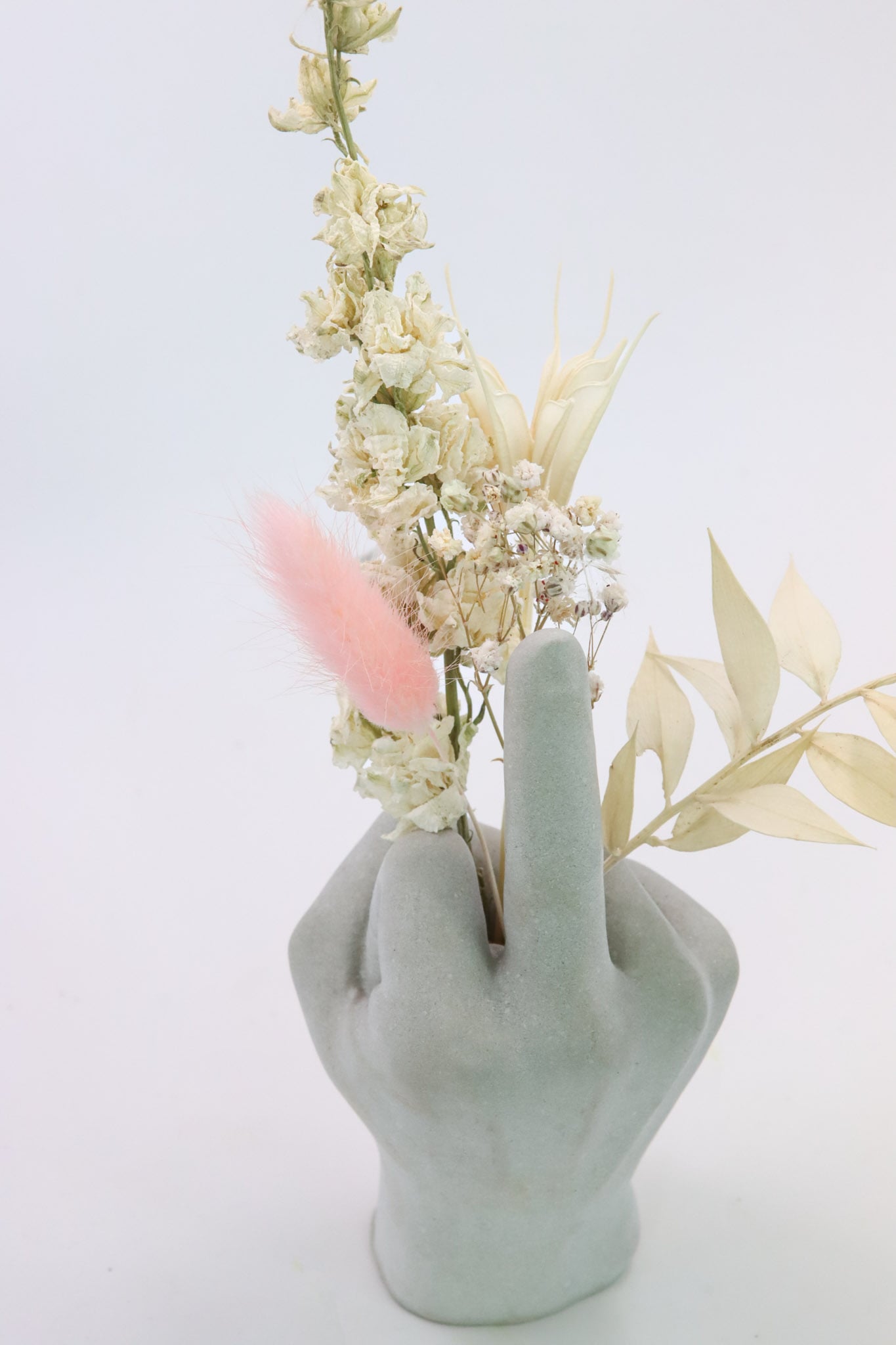 Mittelfinger Beton Stinkefinger Geste Zement Trockenblumen Beleidigung Natur Öko Liebe Flower Power Blumenkinder Blume Haus Wohnung Deko Rebell Modern Statement ausgefallen driedflowers frostsicher