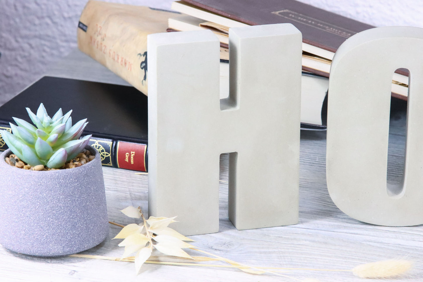 Beton Buchstaben grau grey Home Heimat zuhause homedecor decoration Deko Wohnzimmer Terrasse Küche frostsicher massiv Design