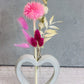 Beton Herz heart heartshaped Herzform Betonherz Blumenstrauß Strauß driedflowers pink rosa Trockenblumen decoration Deko homedeco Wohnung Küche girly Blumen flowers flamingo